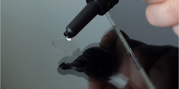 【UV膠水】有氣泡？研泰淺析如何解決UV膠水中的氣泡問題