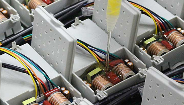 【聚氨酯灌封膠】在應(yīng)用中，影響其抗震動(dòng)性的因素有哪些？