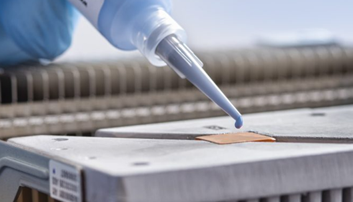 【導(dǎo)熱泥】的性能特點(diǎn)及應(yīng)用優(yōu)勢？